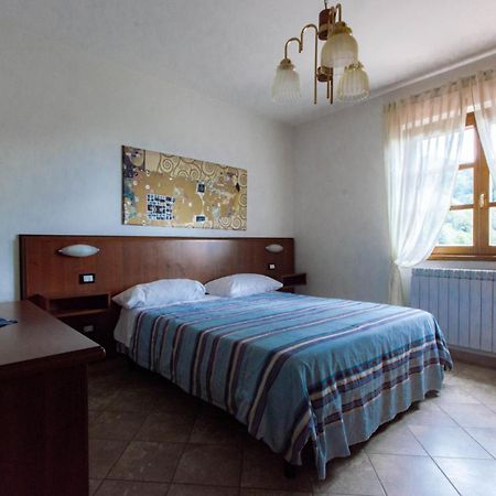 B&B La Bredia Fivizzano Exteriör bild