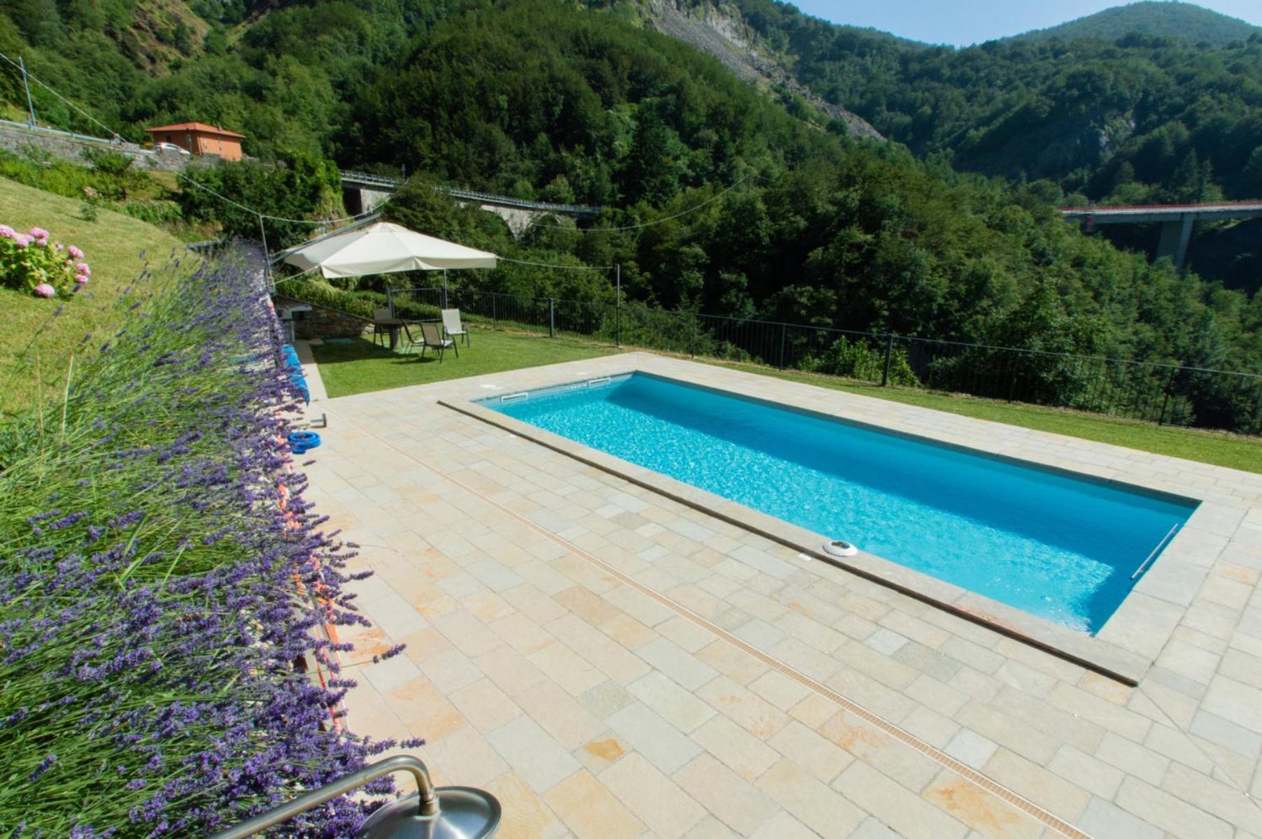 B&B La Bredia Fivizzano Exteriör bild