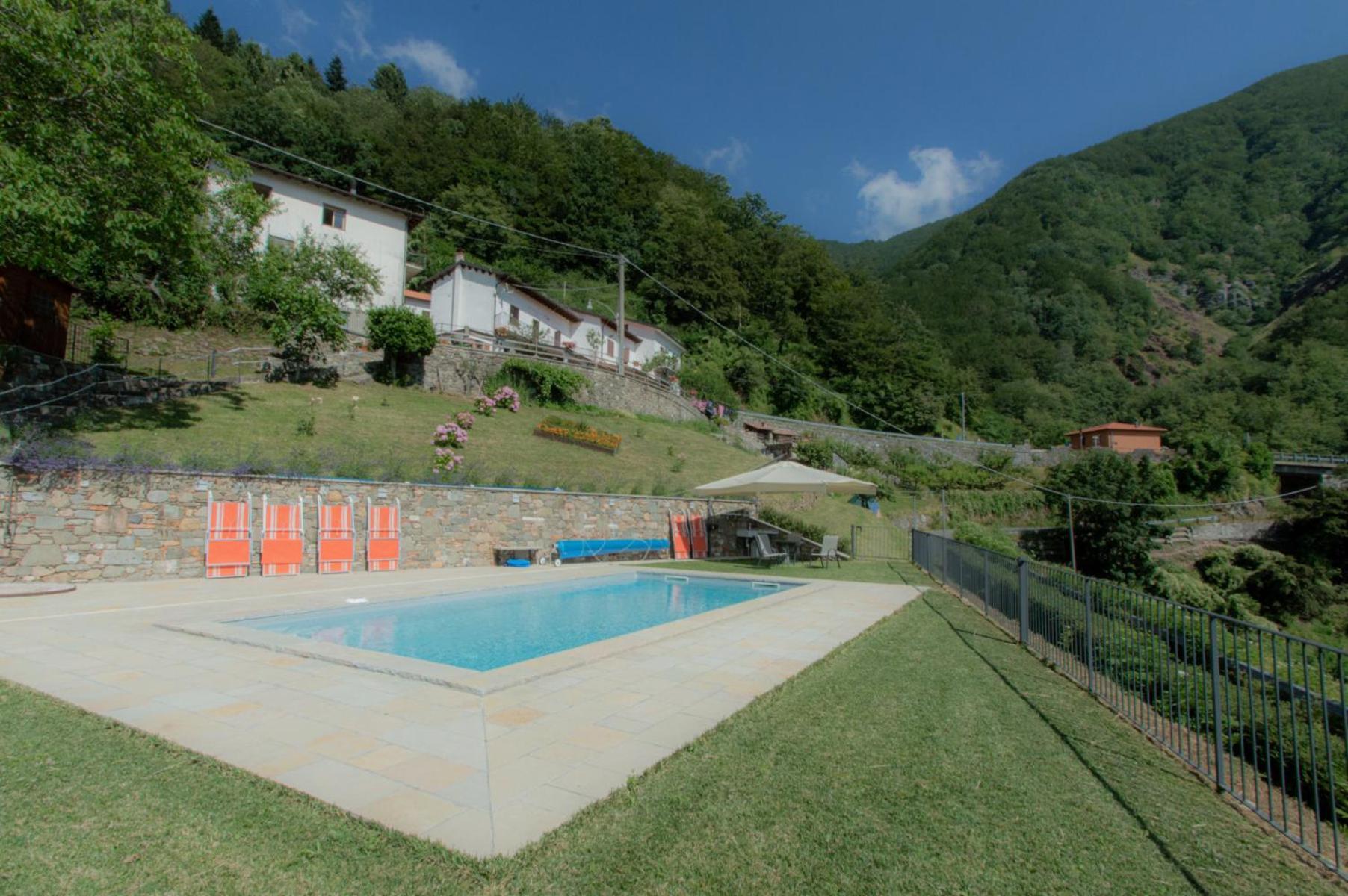 B&B La Bredia Fivizzano Exteriör bild