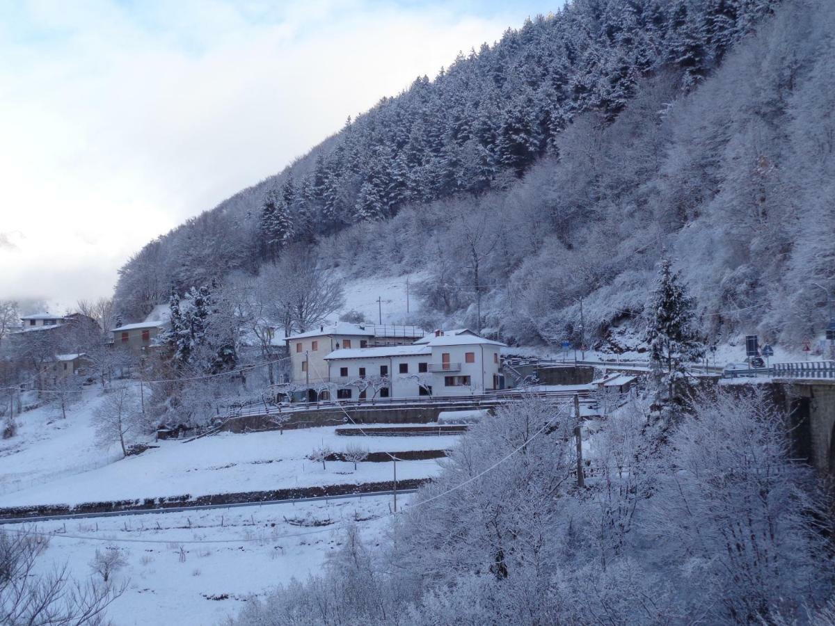 B&B La Bredia Fivizzano Exteriör bild