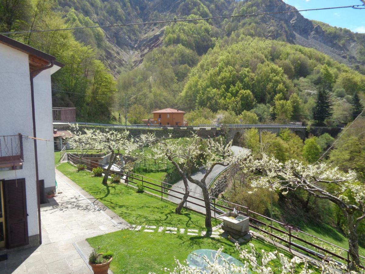 B&B La Bredia Fivizzano Exteriör bild