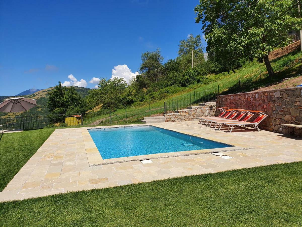 B&B La Bredia Fivizzano Exteriör bild